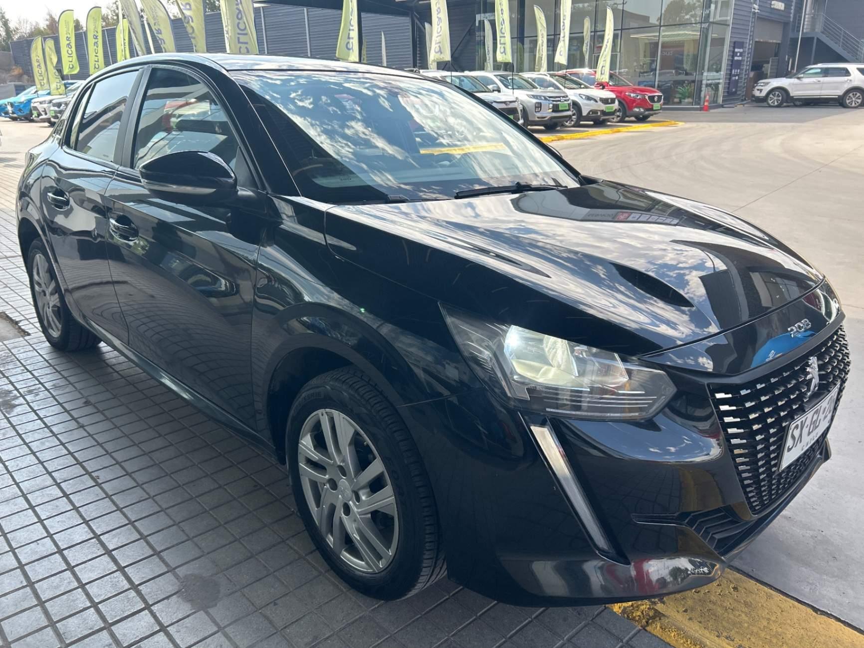 Automovil Peugeot 208