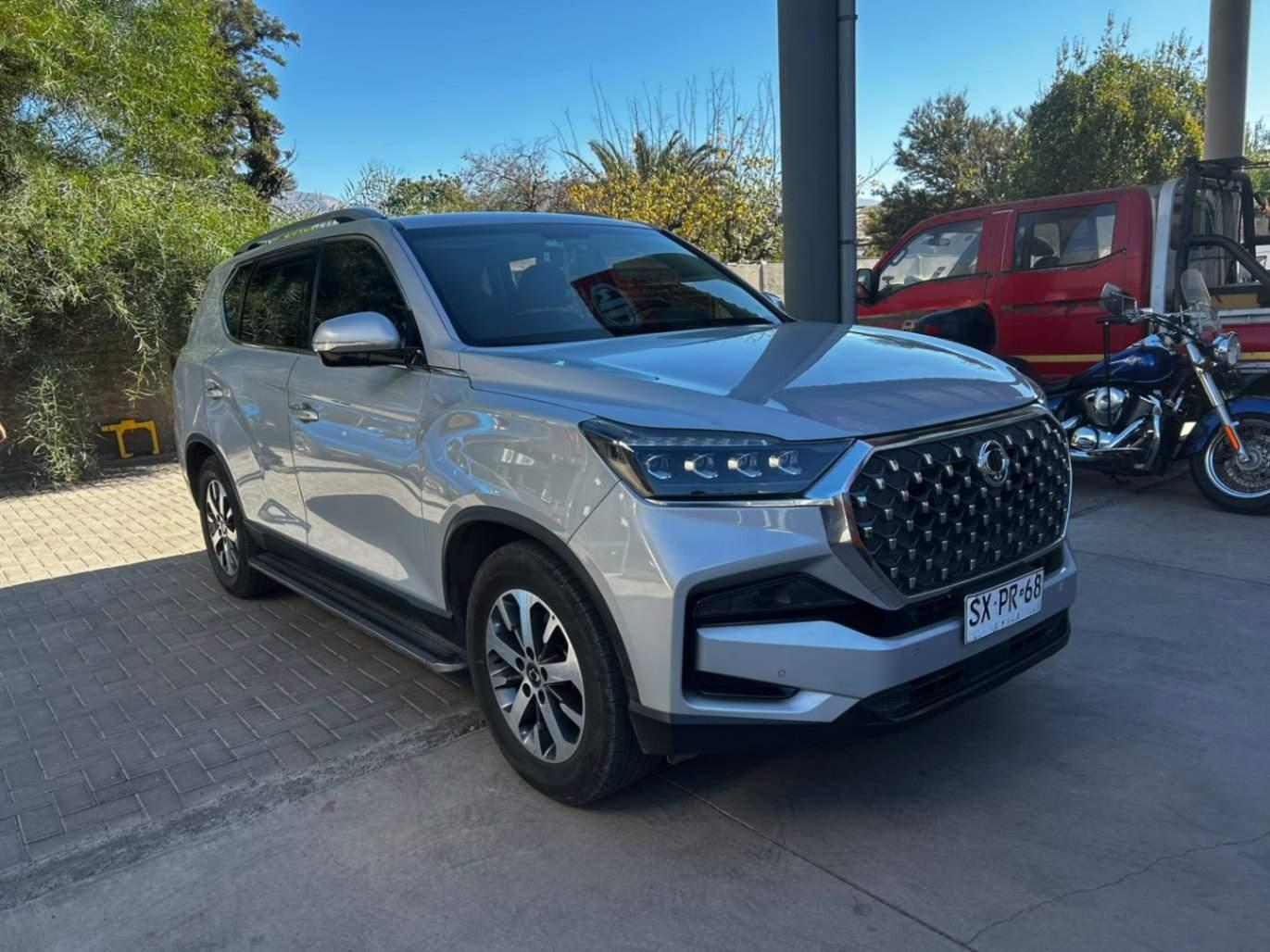 Suv Ssangyong Rexton