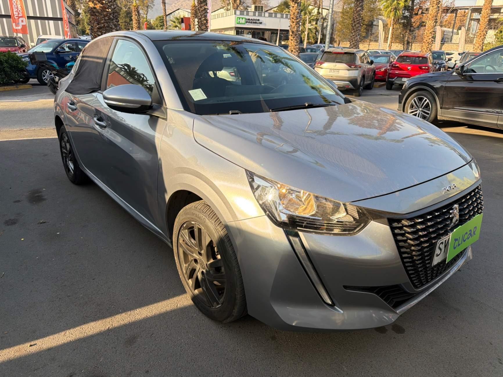Automovil Peugeot 208