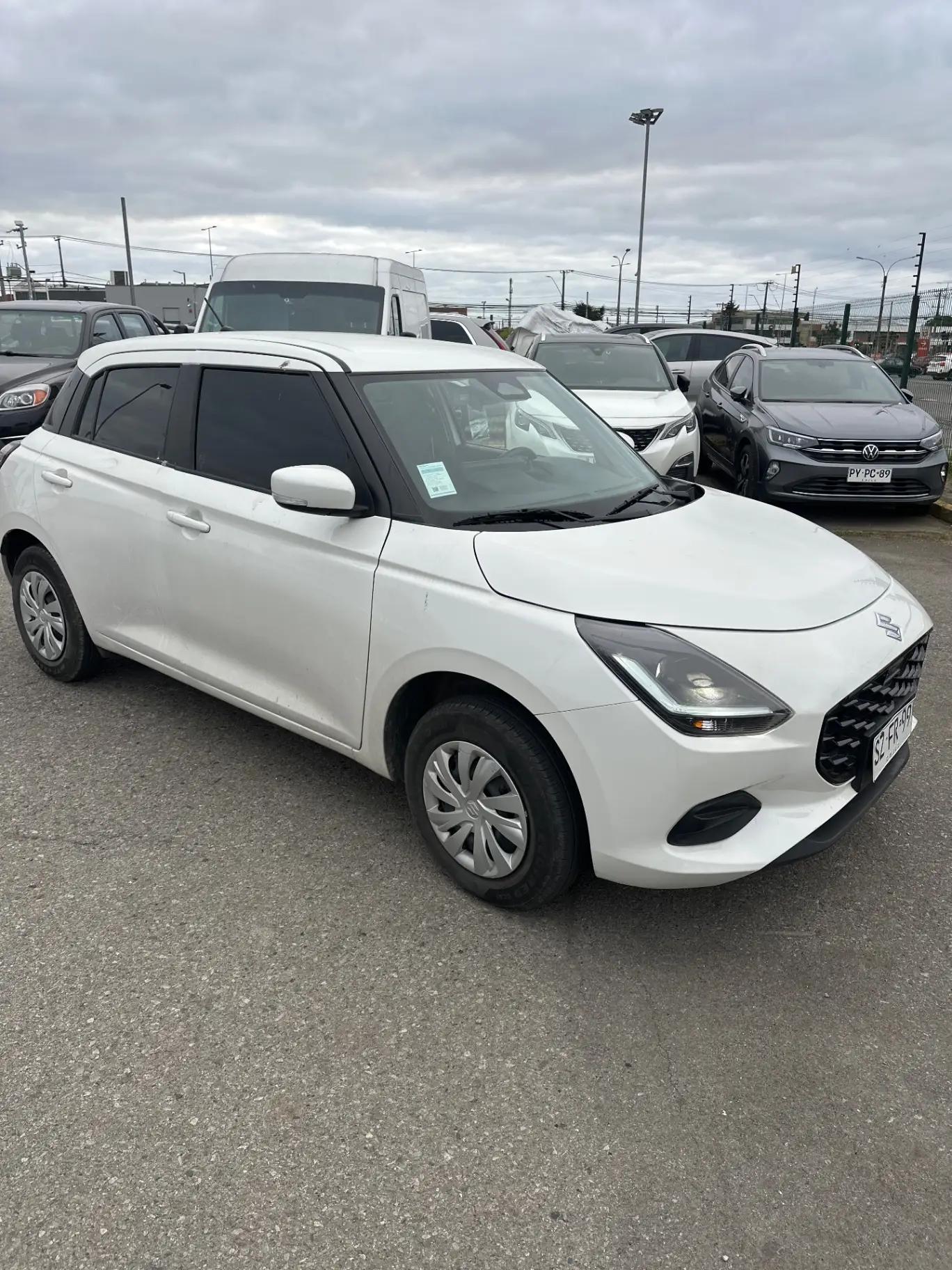 Automovil Suzuki Swift