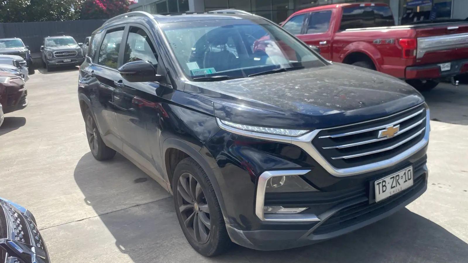 Station Wagon Chevrolet Captiva