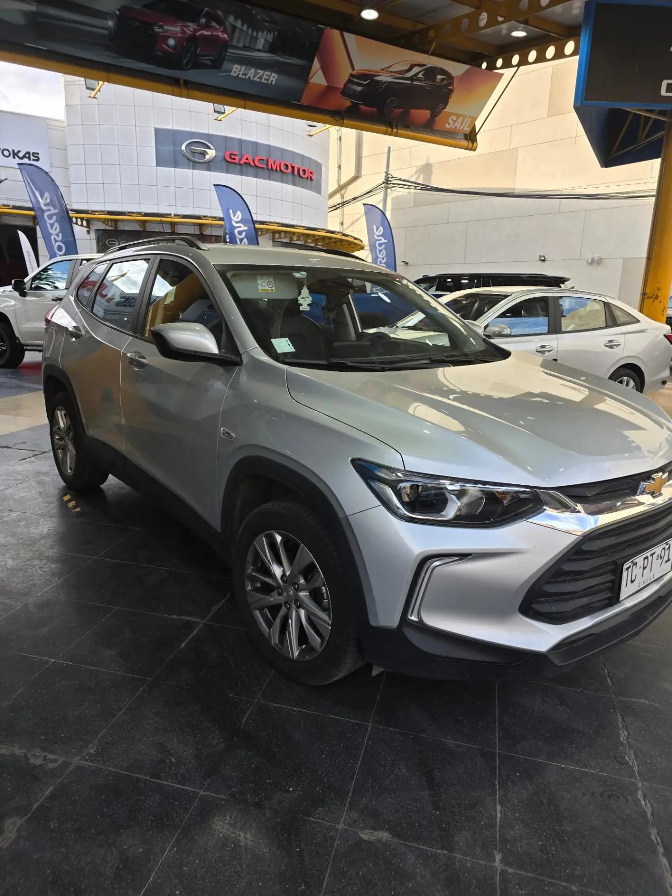 Station Wagon Chevrolet Tracker