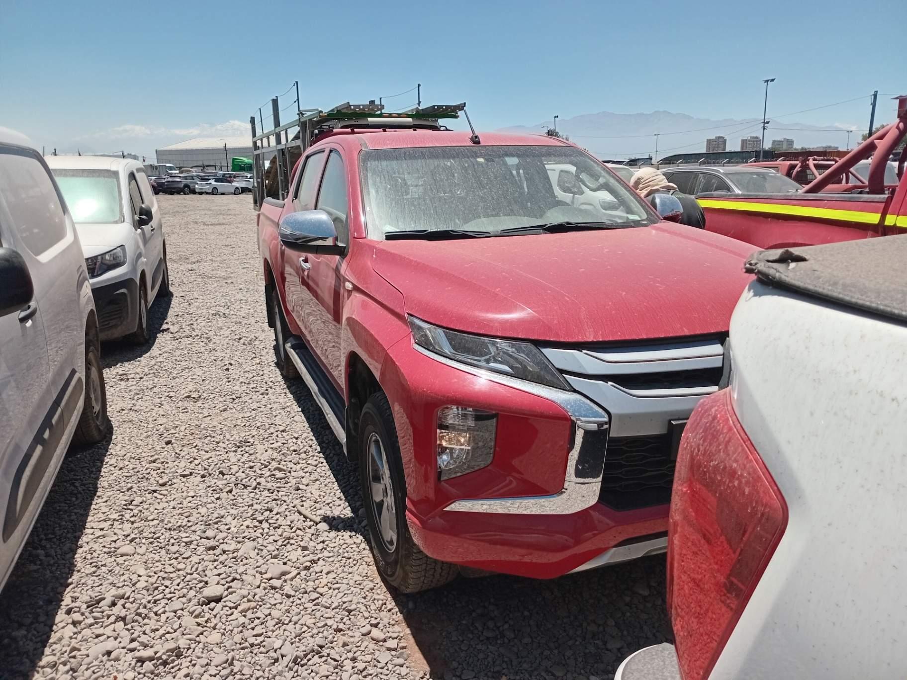 Camioneta Mitsubishi L200