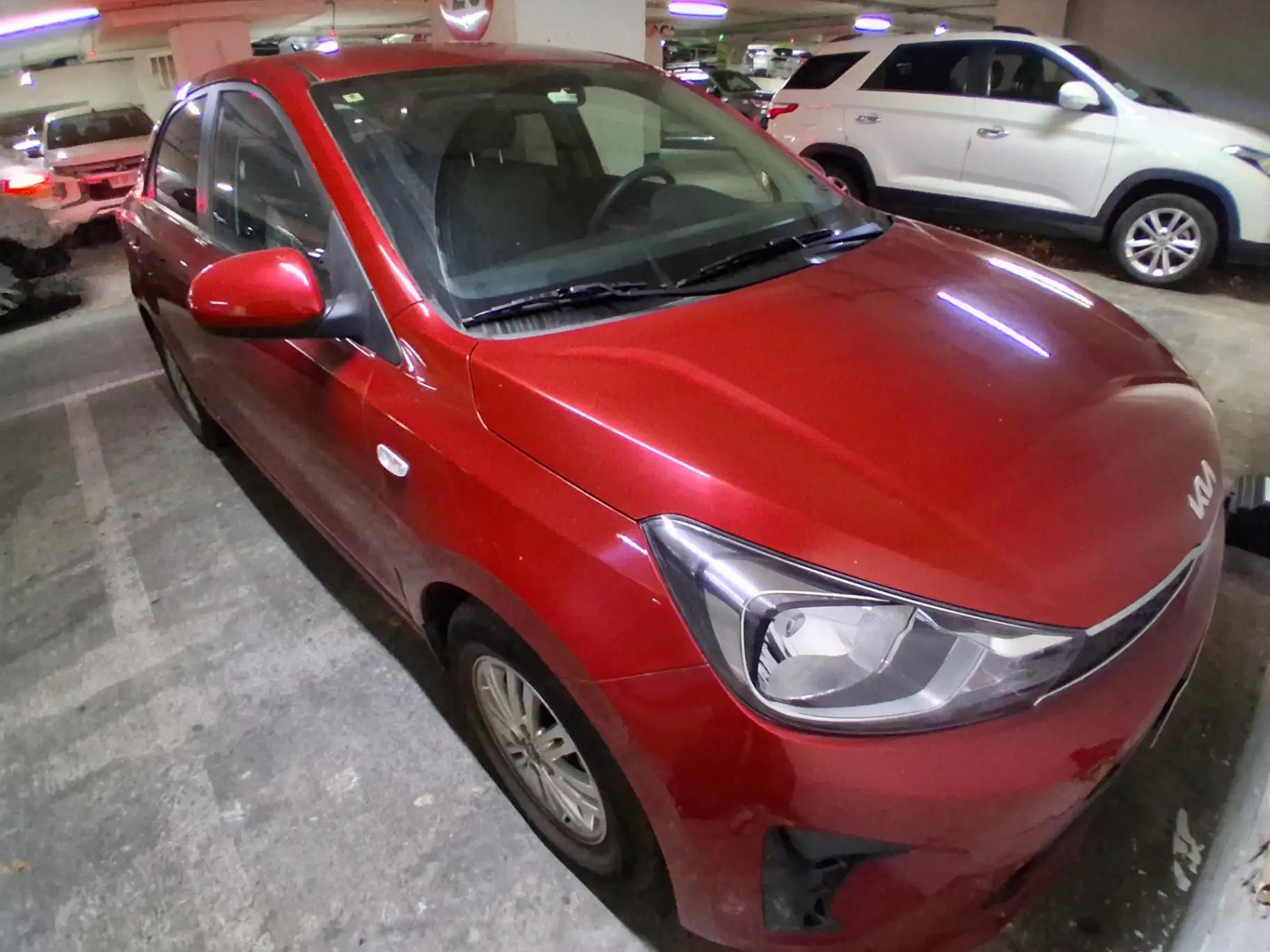 Automovil Kia Soluto