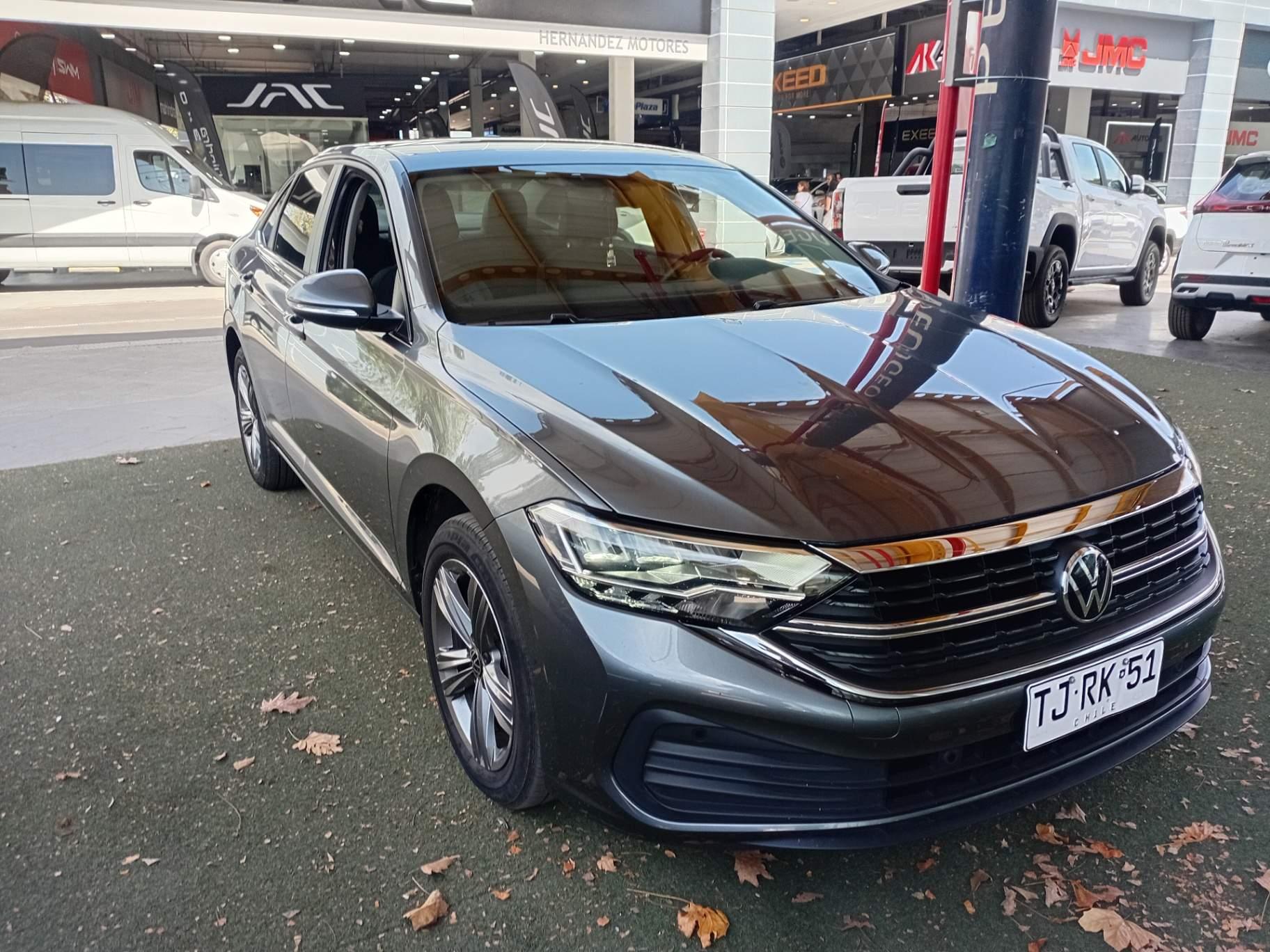 Automovil Volkswagen Jetta