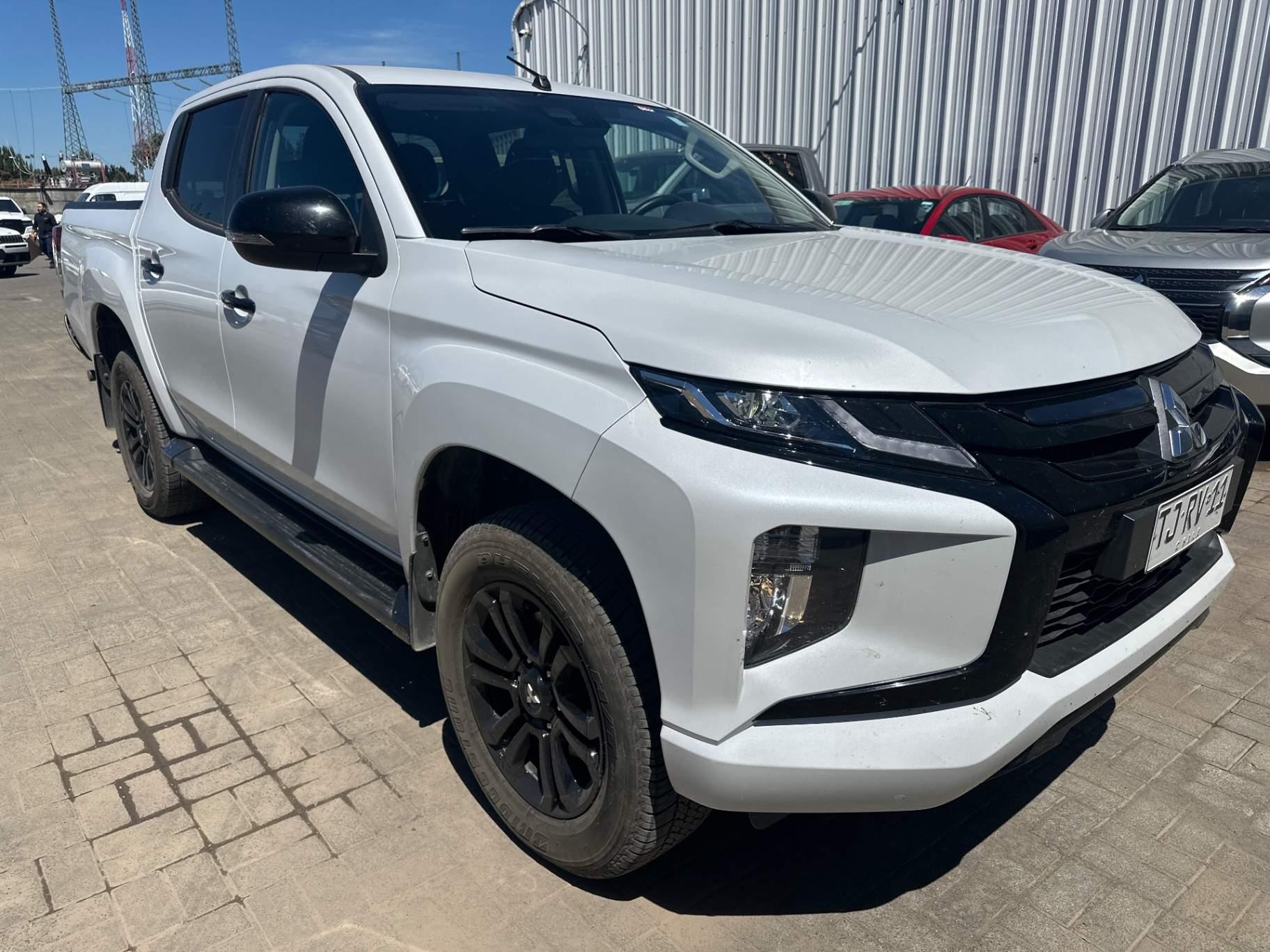 Camioneta Mitsubishi L200