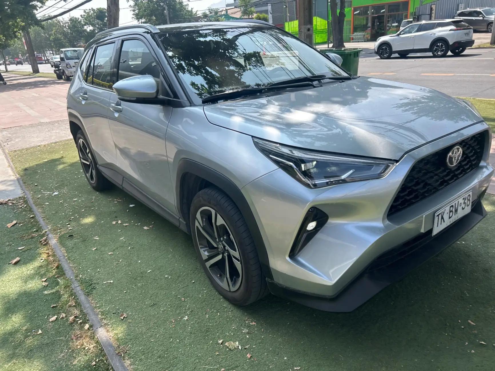 Station Wagon Toyota Yaris Cross