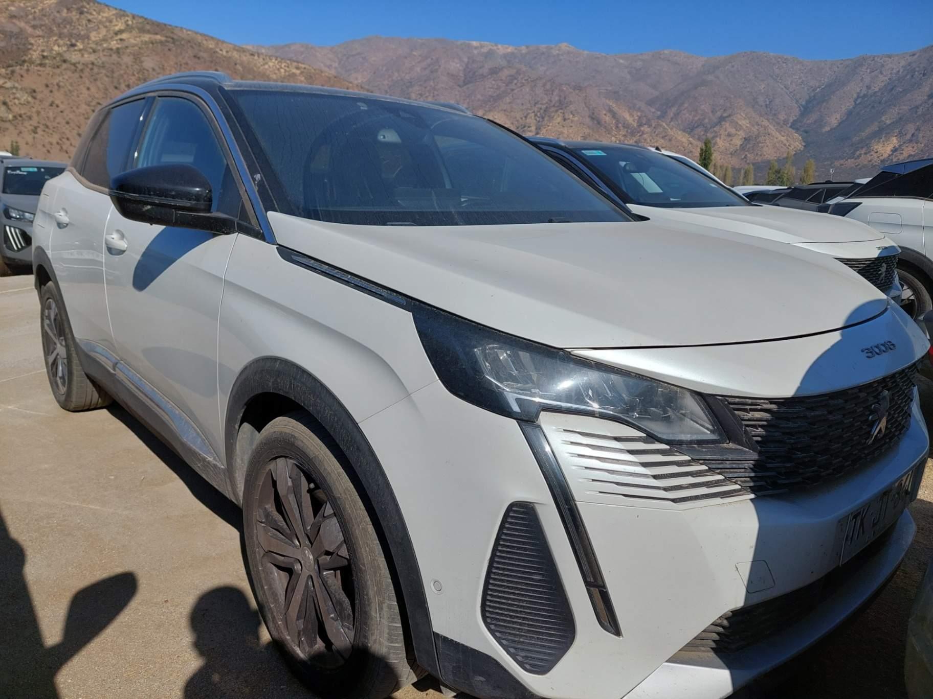 Station Wagon Peugeot 3008