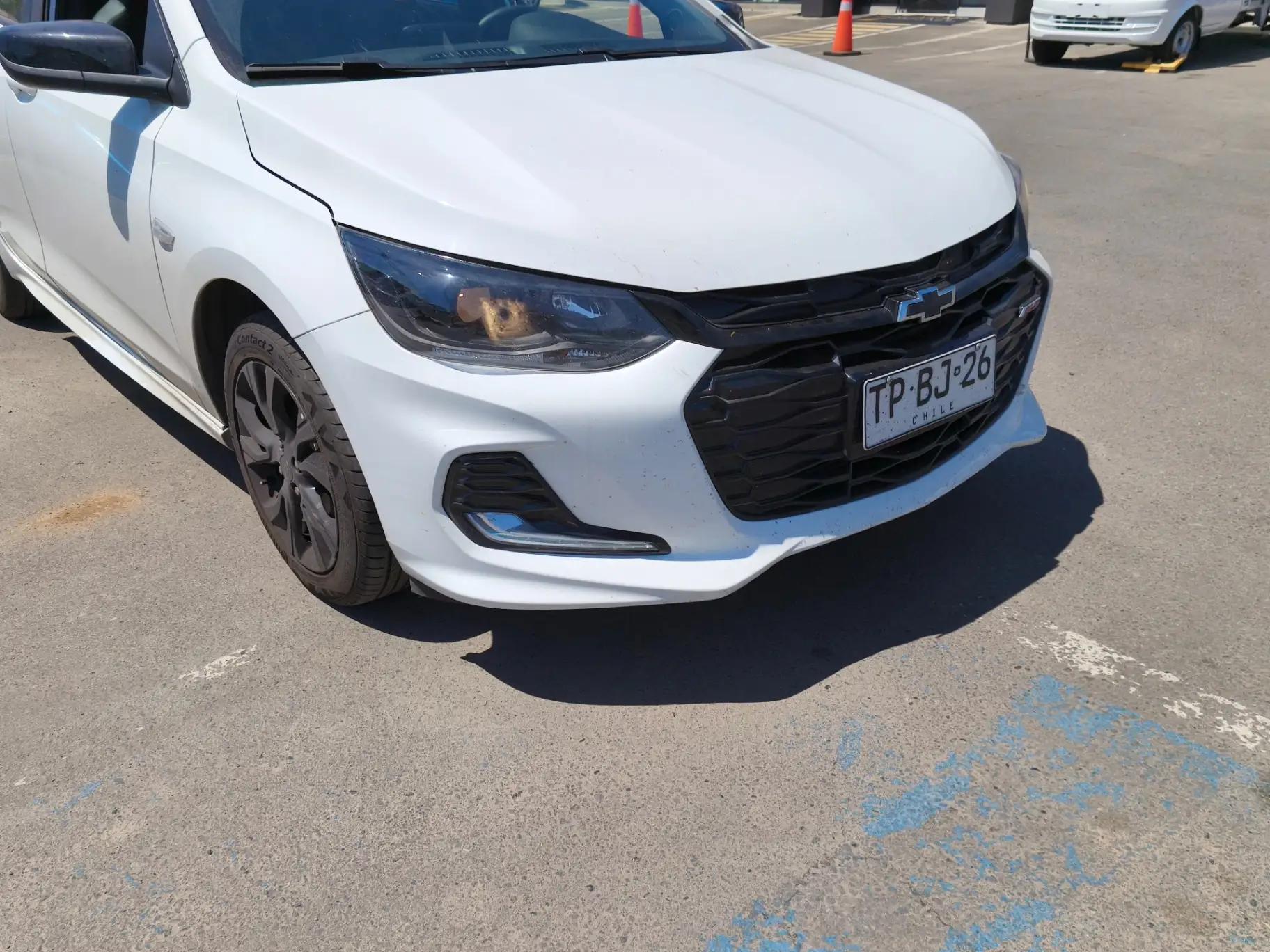 Automovil Chevrolet Onix Hb