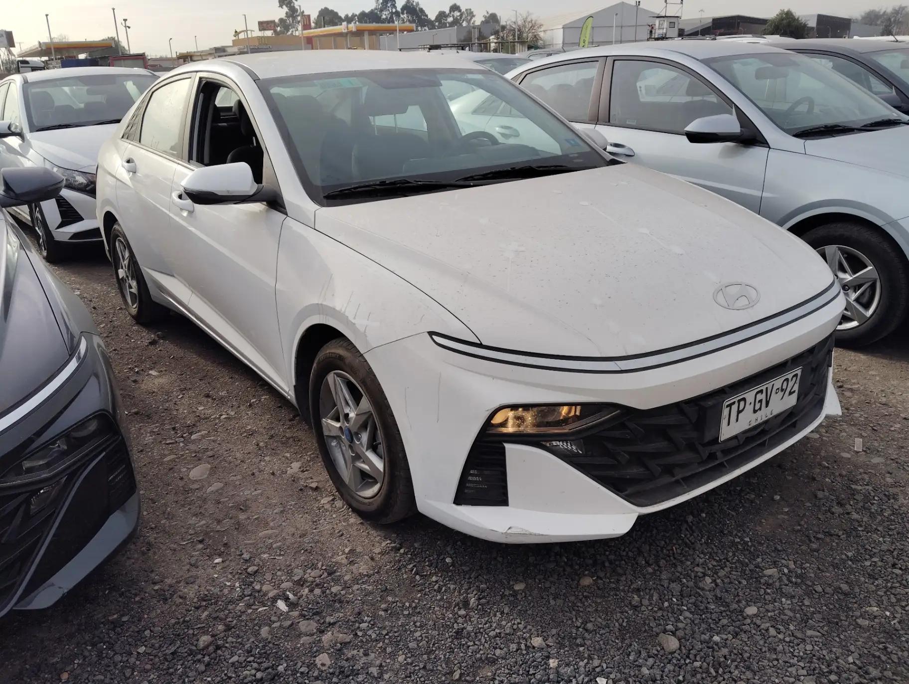 Automovil Hyundai Accent