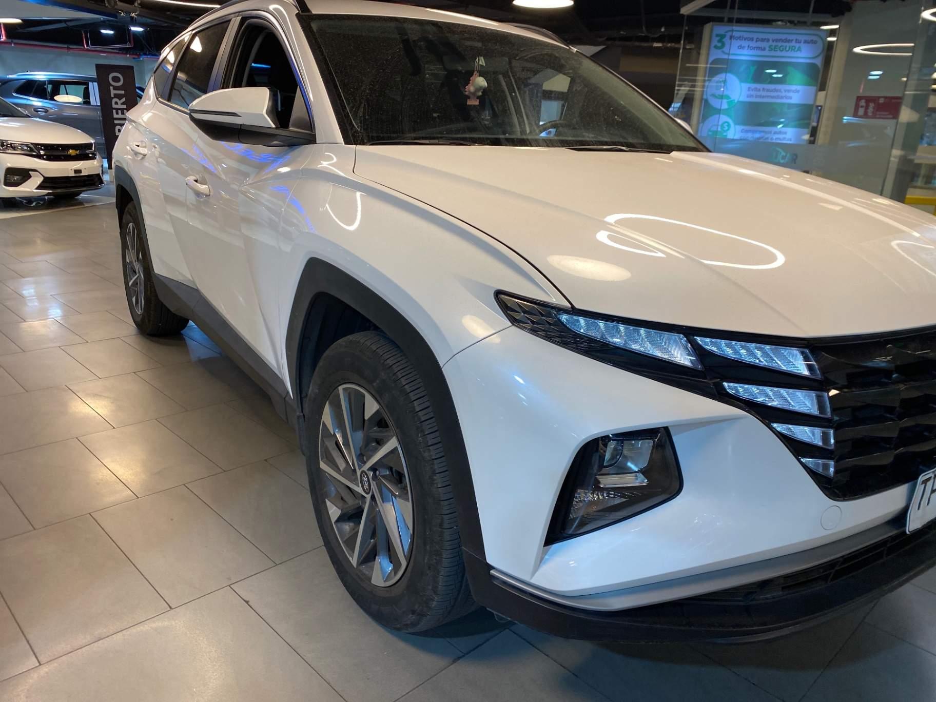 Station Wagon Hyundai Tucson