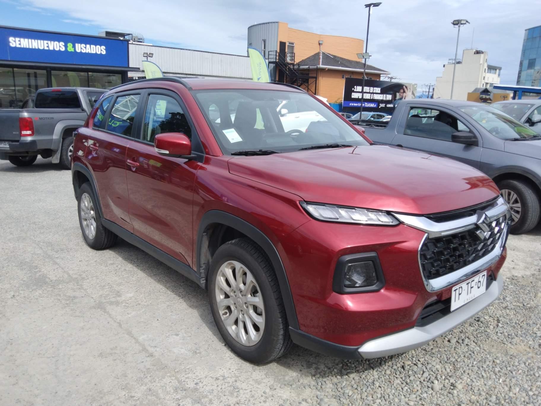 Station Wagon Suzuki Grand Vitara