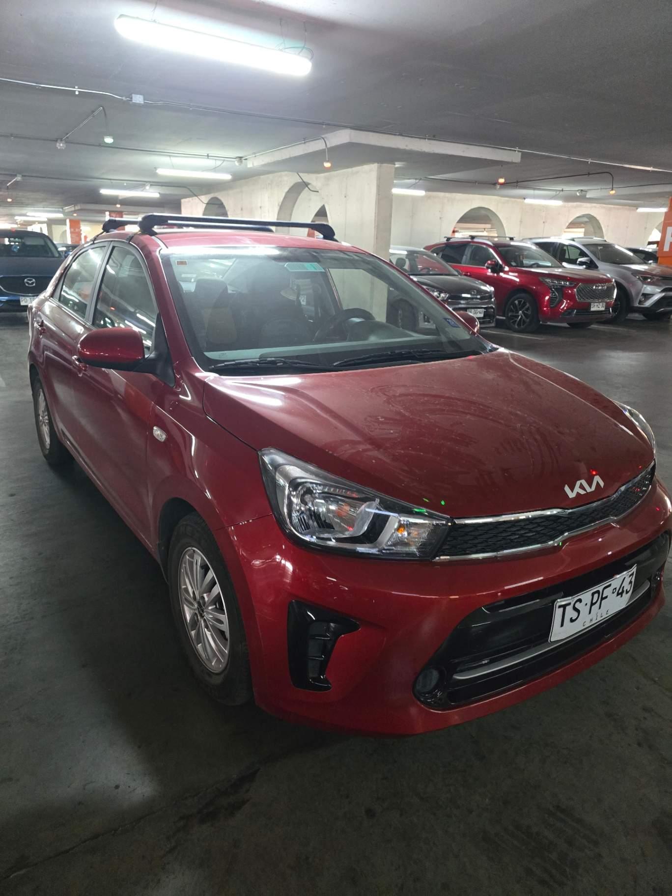 Automovil Kia Soluto