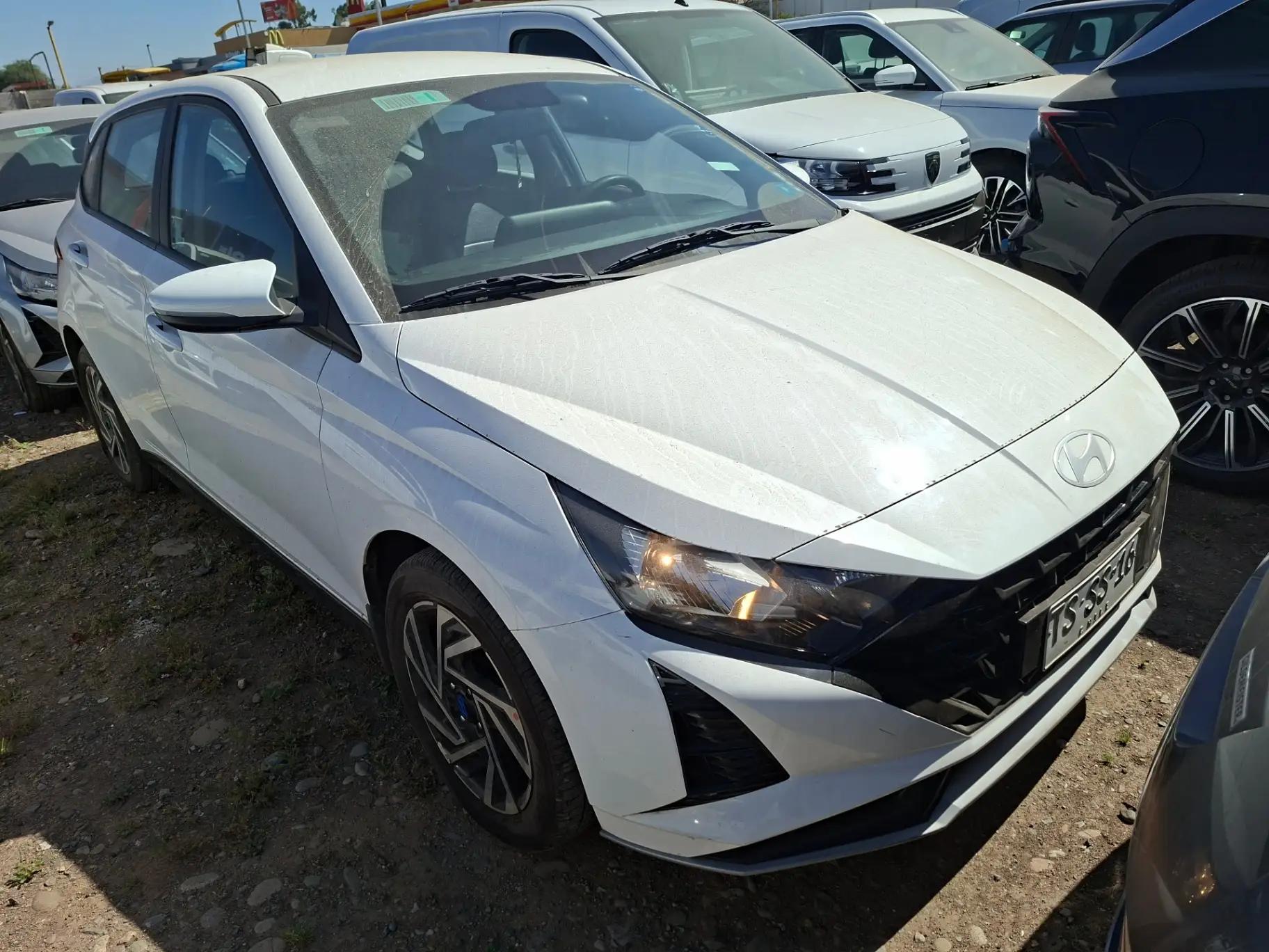 Automovil Hyundai I20