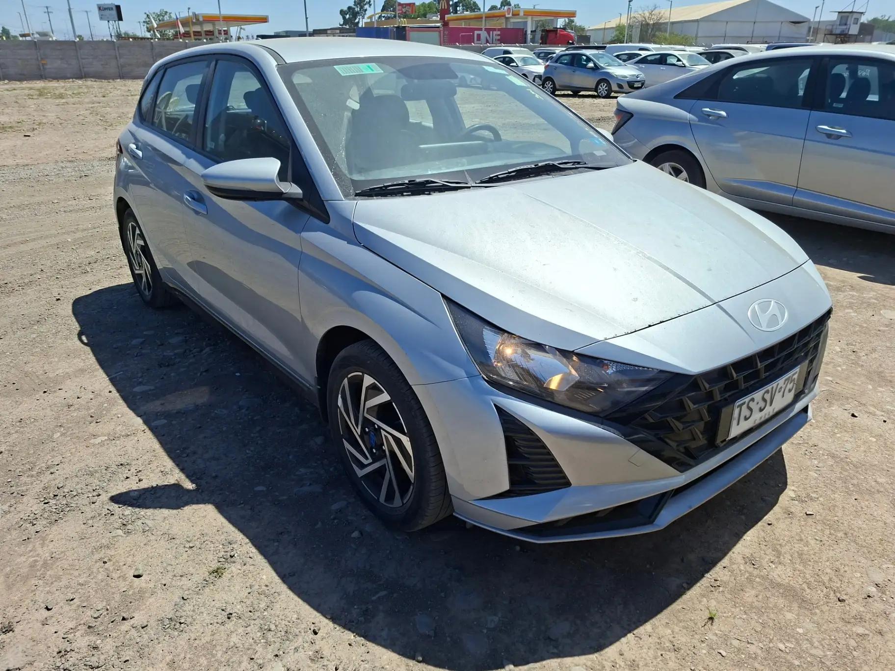 Automovil Hyundai I20