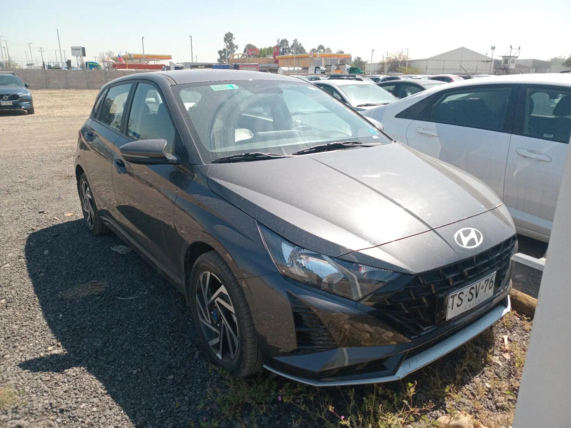 Automovil Hyundai I20
