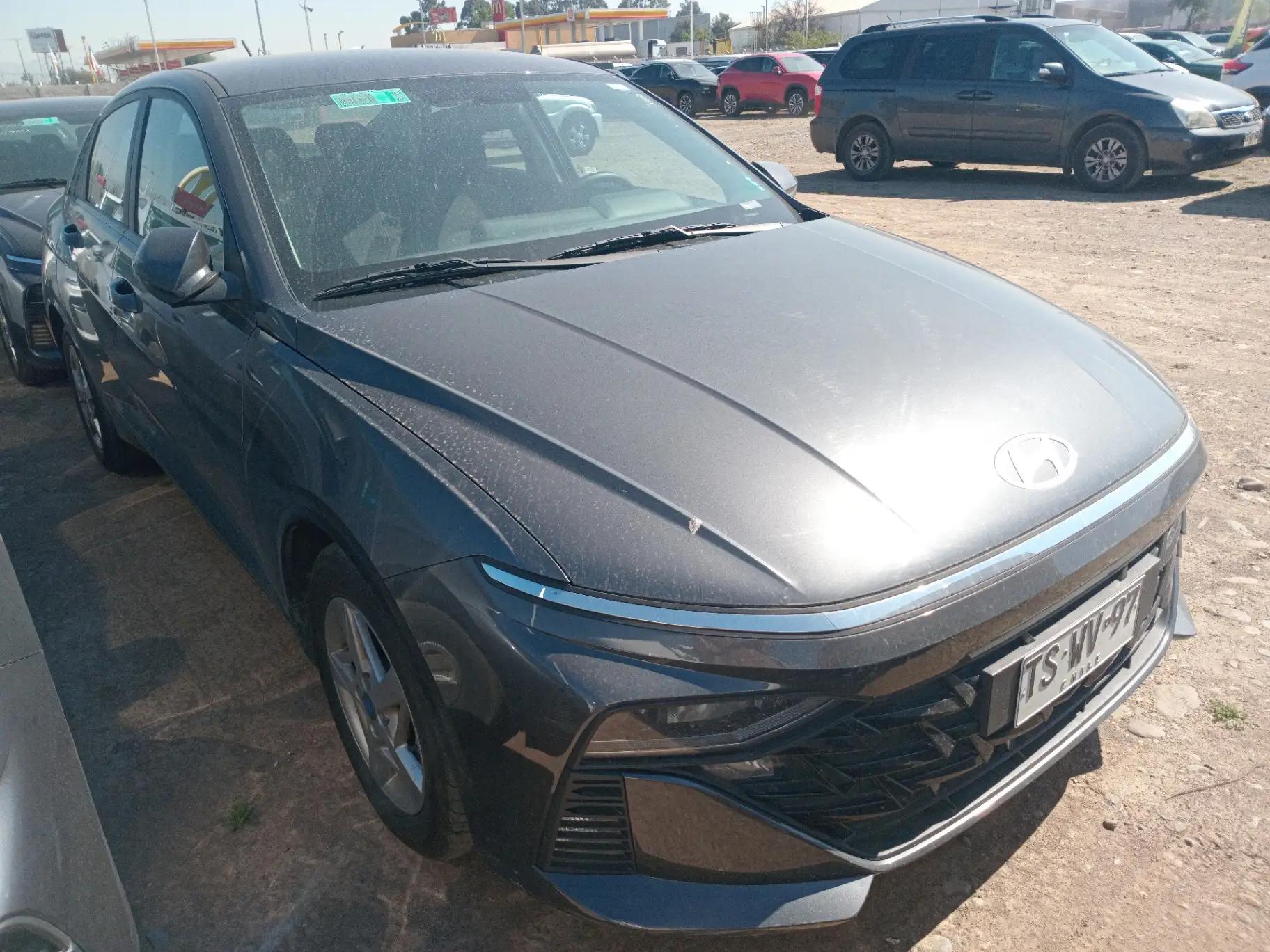 Automovil Hyundai Accent