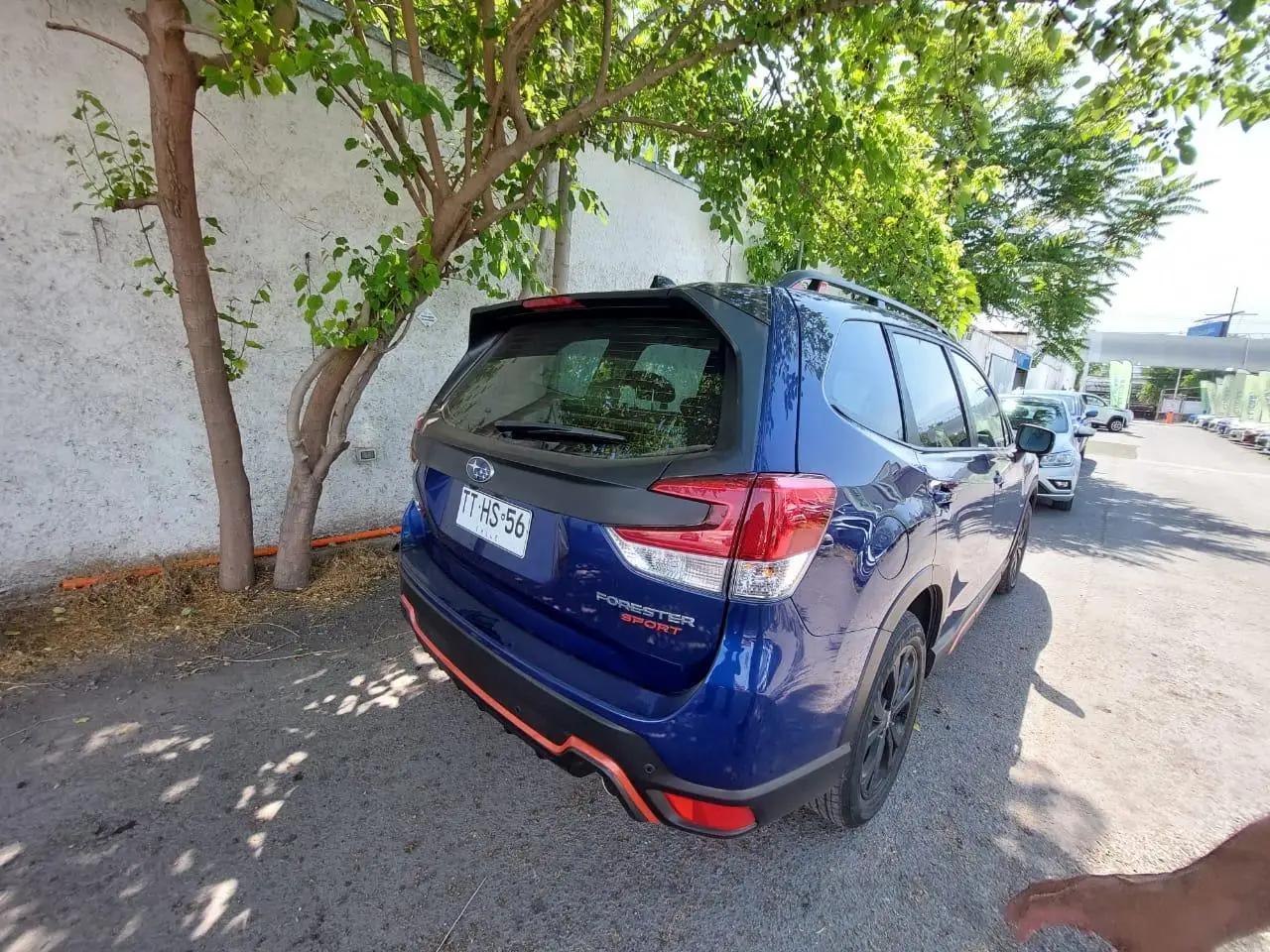 Station Wagon Subaru Forester