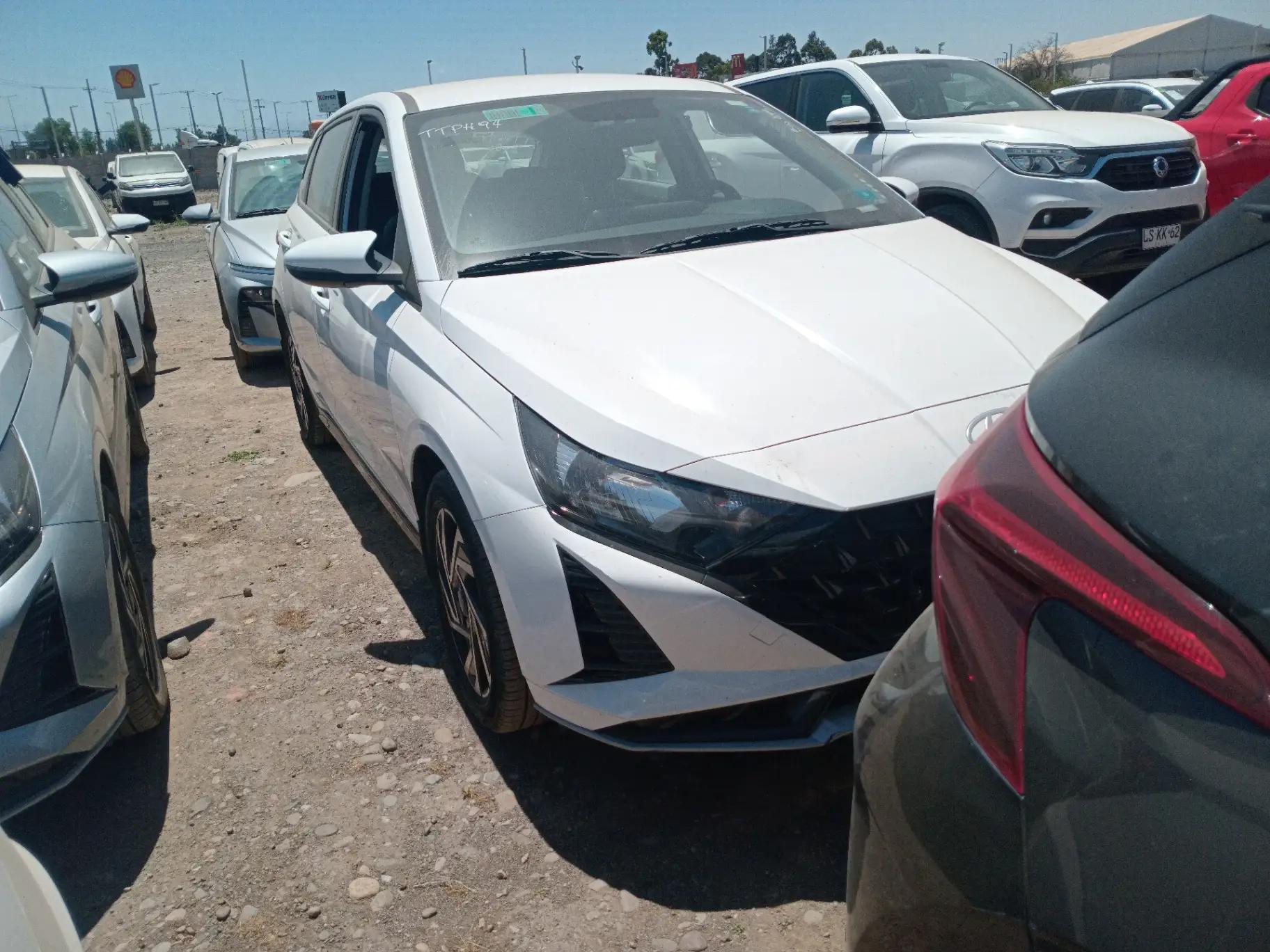 Automovil Hyundai I20