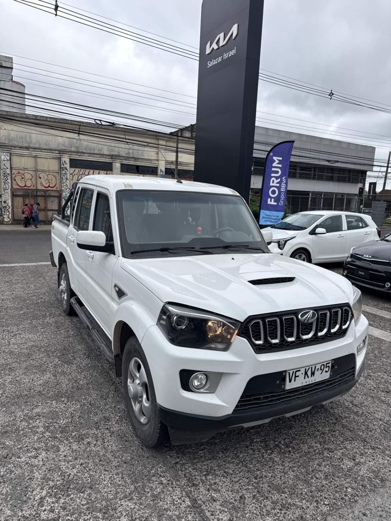 Camioneta Mahindra Pick Up