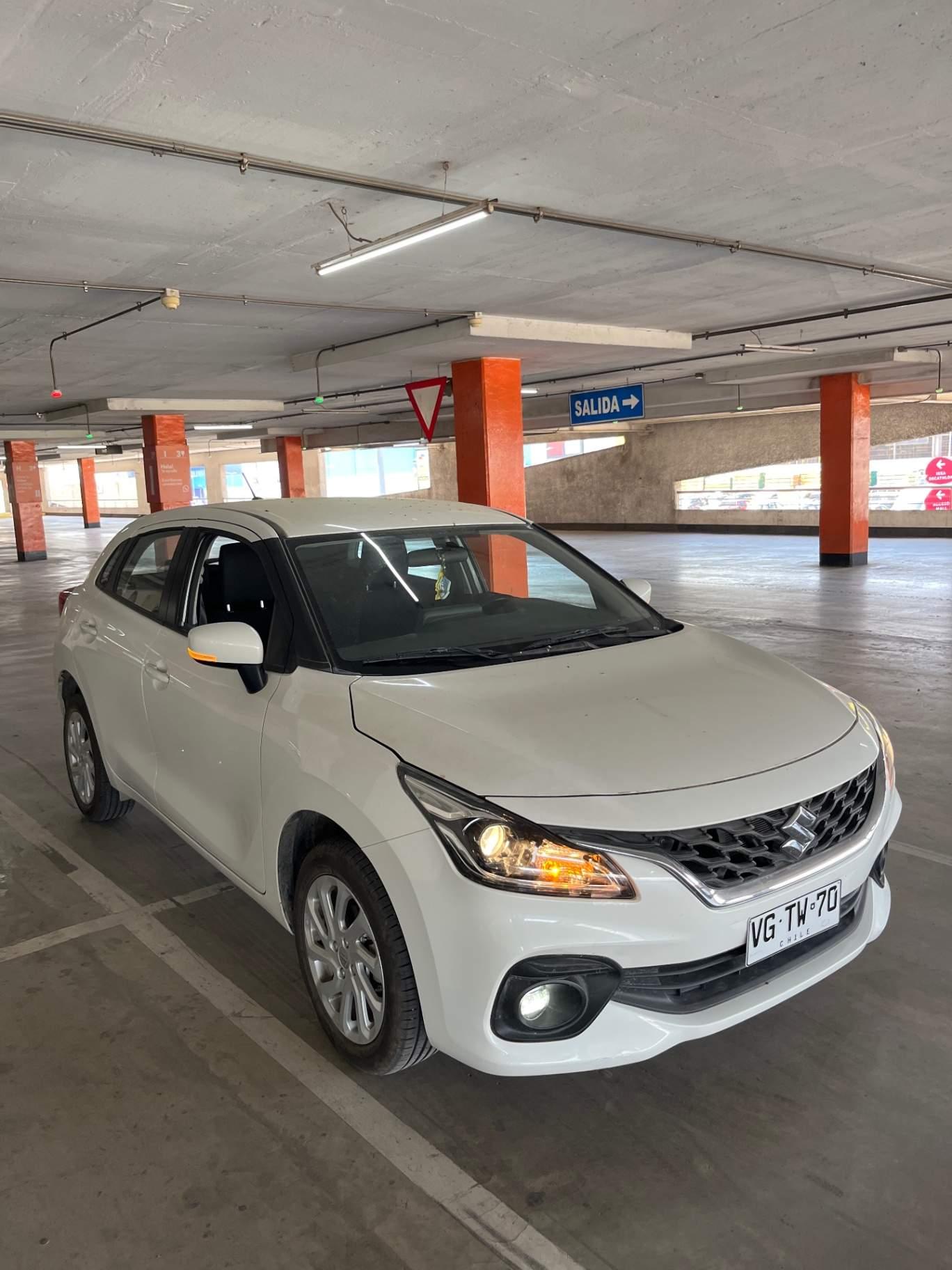 Automovil Suzuki Baleno