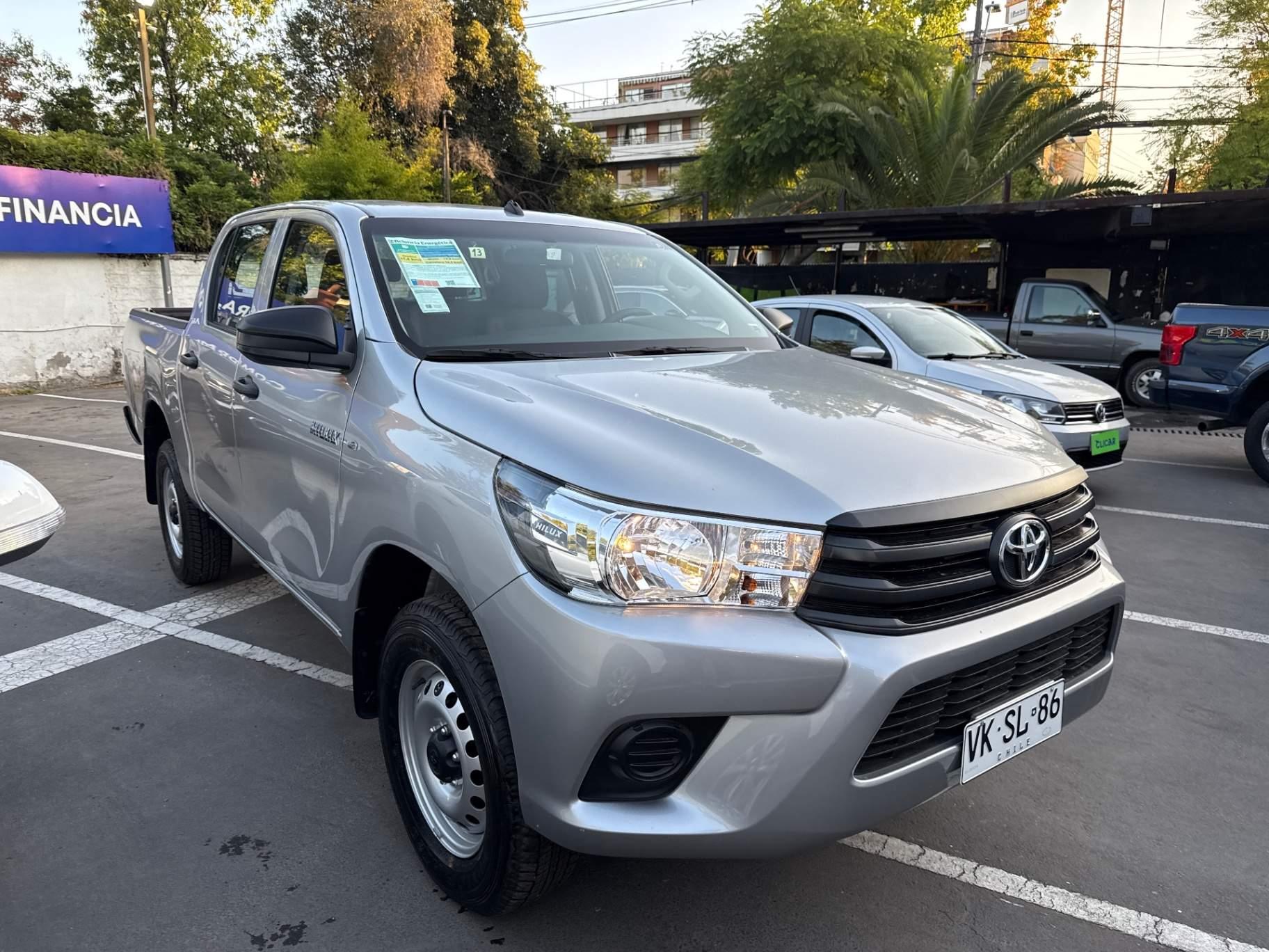 Camioneta Toyota Hilux