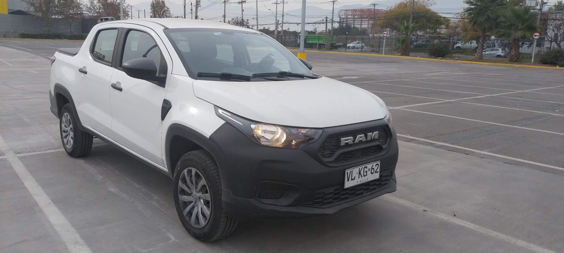 Camioneta Ram 700