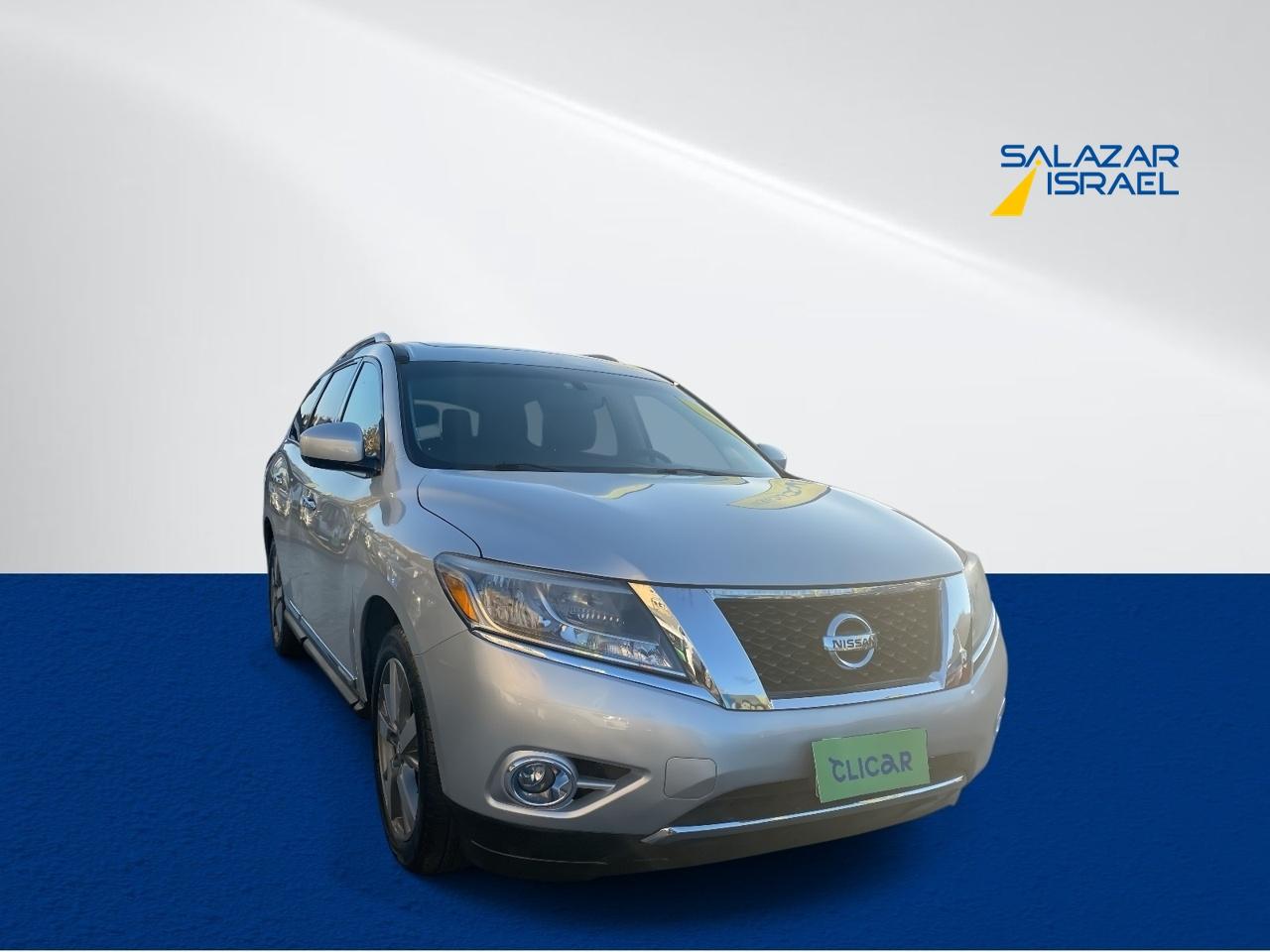 Station Wagon Nissan Pathfinder