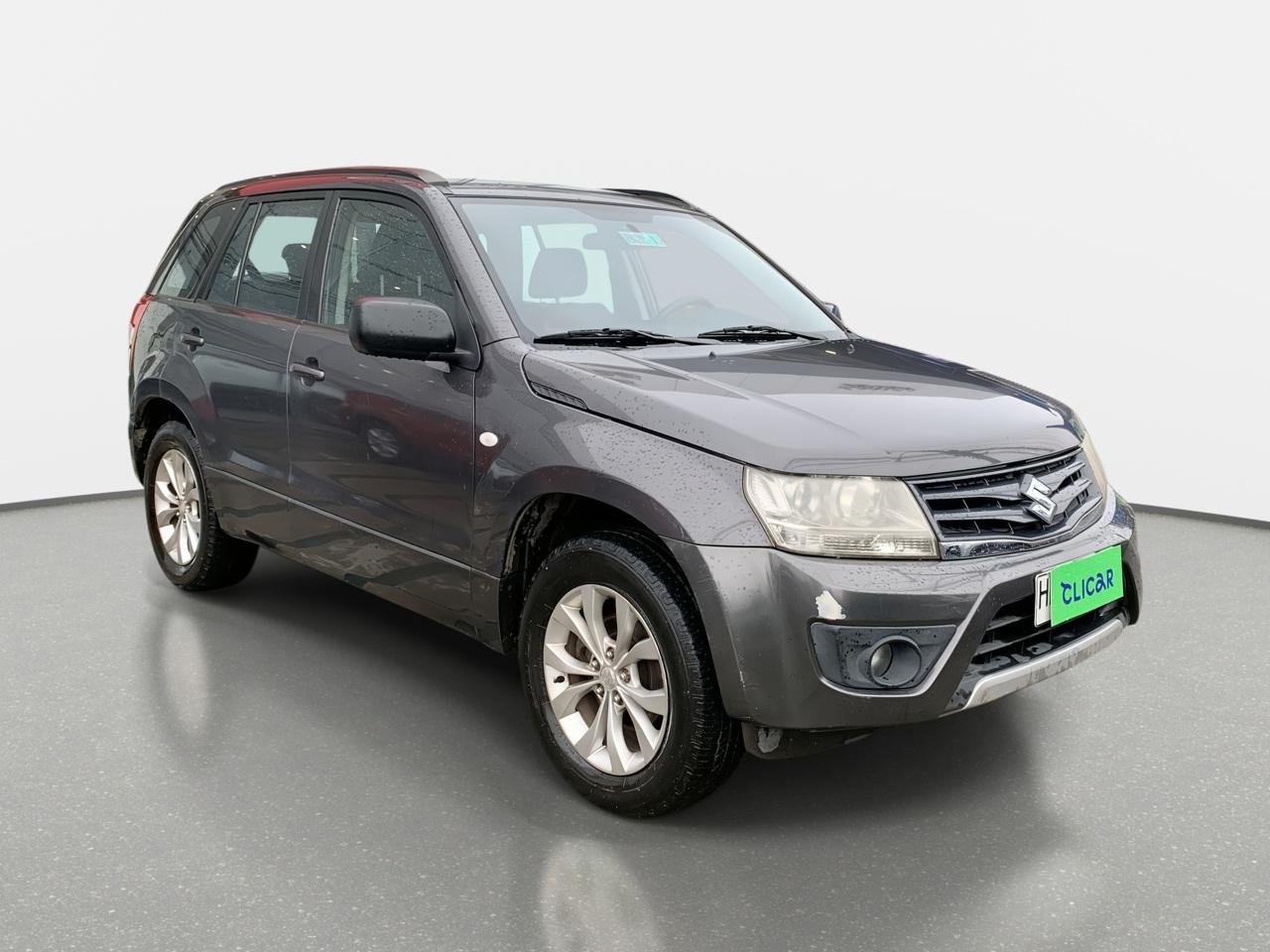 Station Wagon Suzuki Grand Nomade