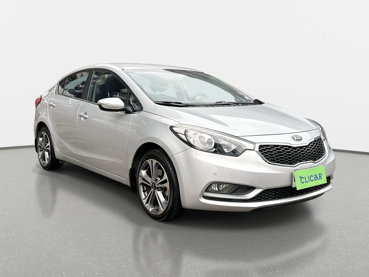 Automovil Kia Cerato
