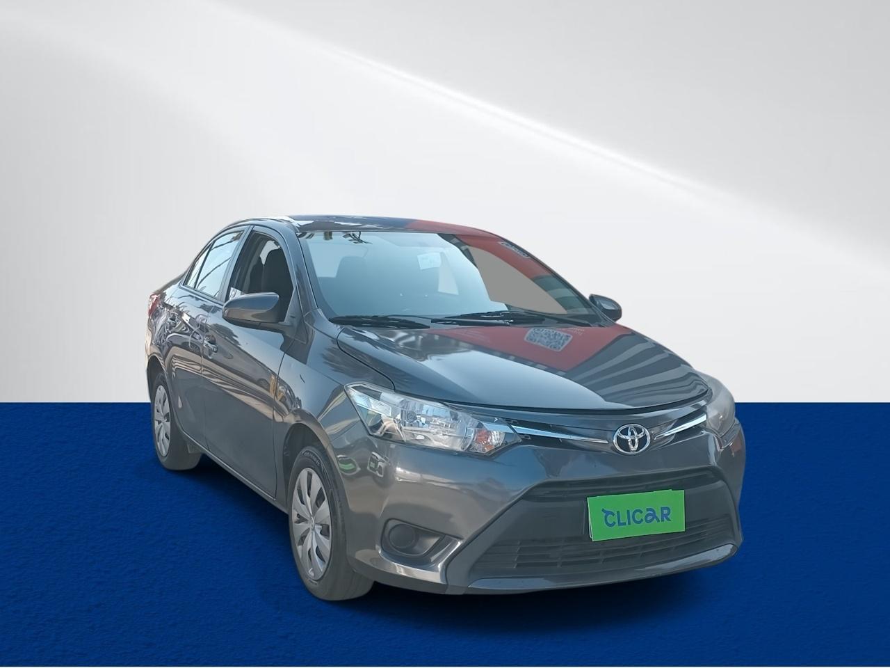 Automovil Toyota Yaris