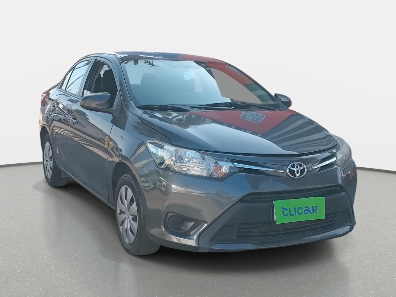 Automovil Toyota Yaris