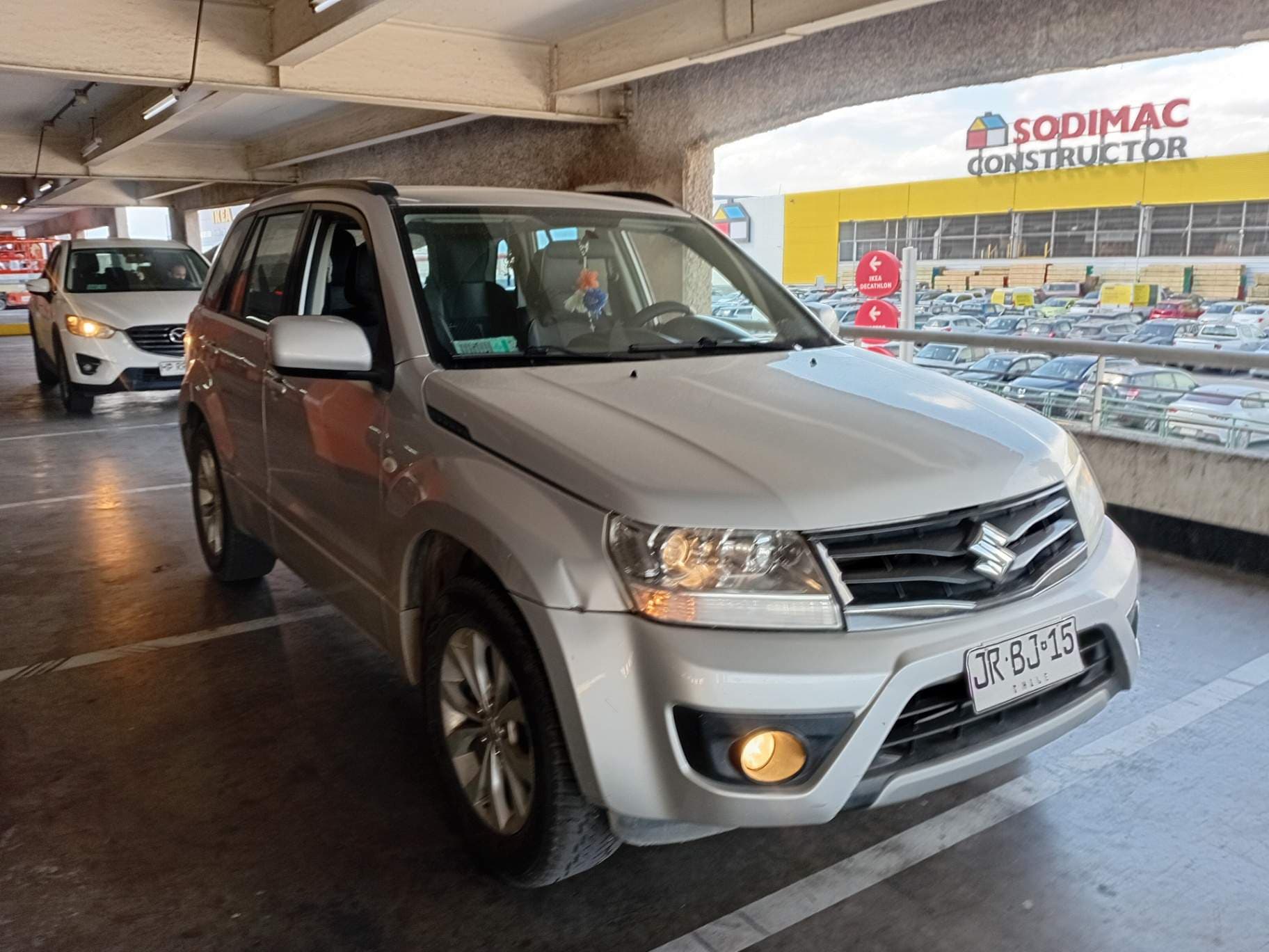 Suv Suzuki Grand Nomade