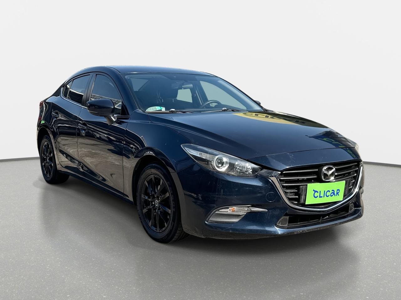 Automovil Mazda 3