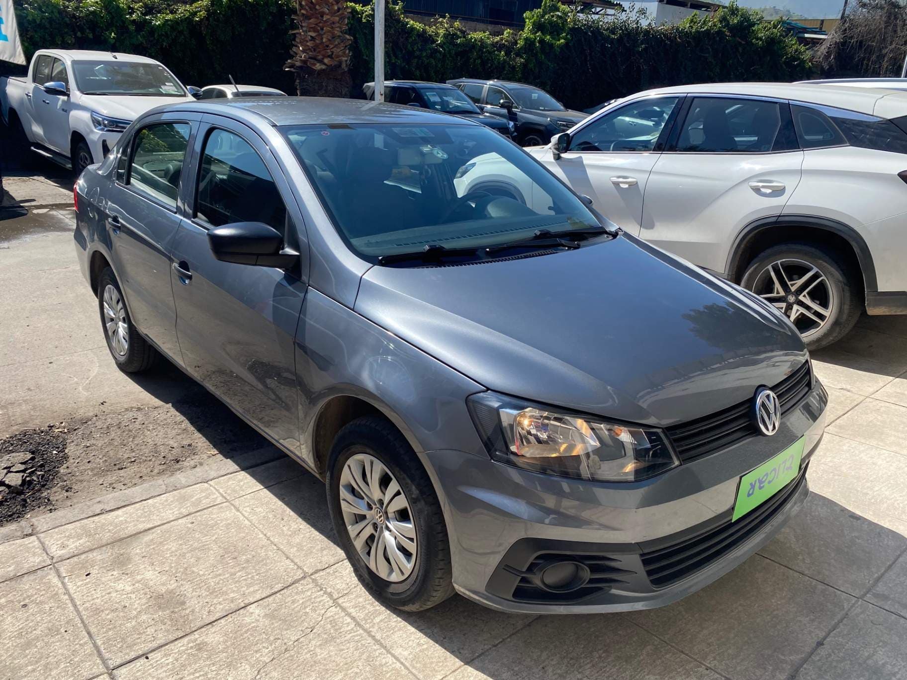 Automovil Volkswagen Voyage