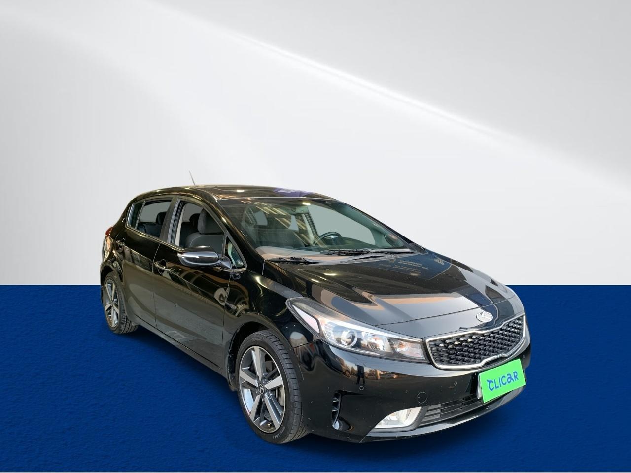 Automovil Kia Cerato 5