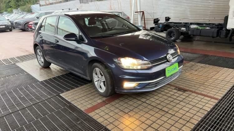 Automovil Volkswagen Golf