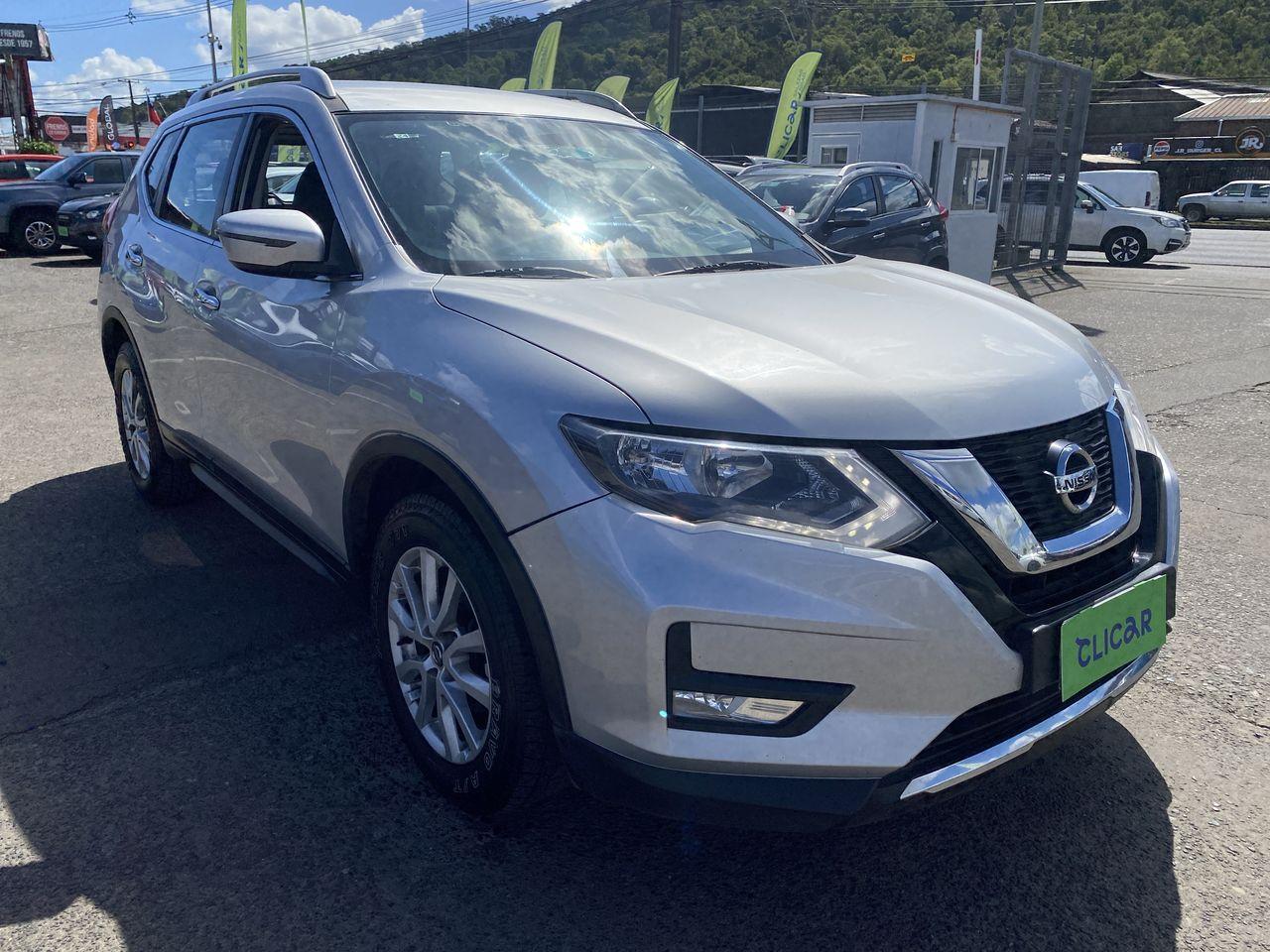 Station Wagon Nissan X-trail
