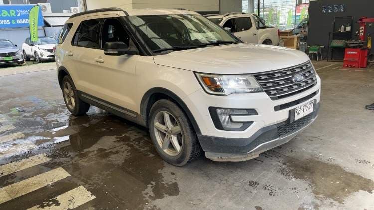 Station Wagon Ford Explorer