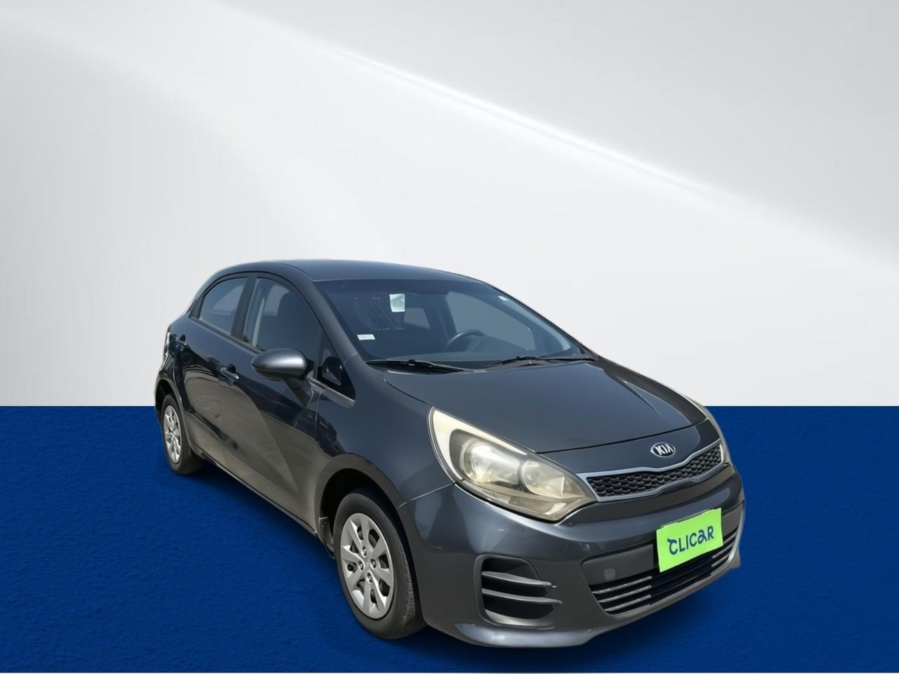 Automovil Kia Rio 5