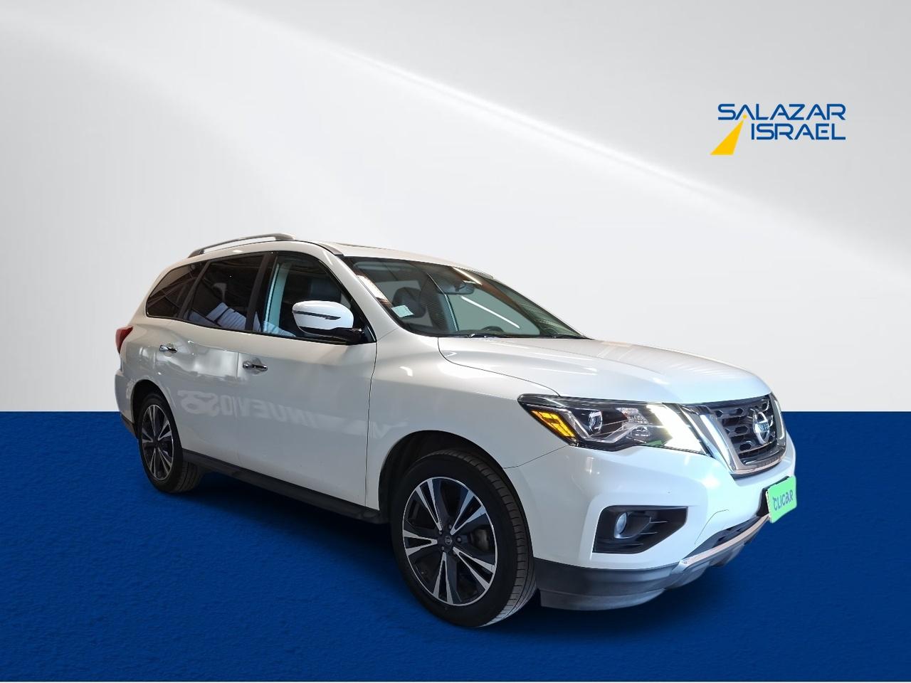 Station Wagon Nissan Pathfinder