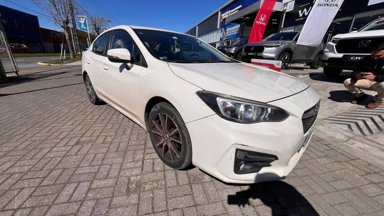 Automovil Subaru Impreza