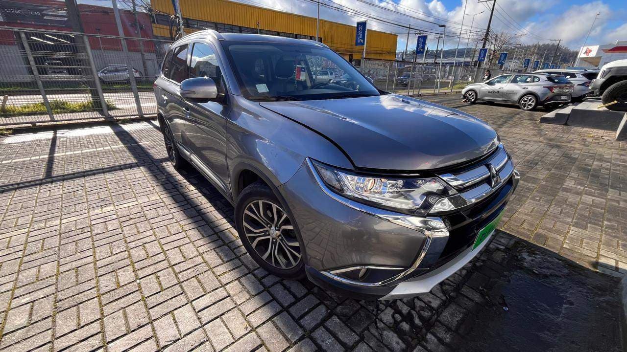 Suv Mitsubishi Outlander