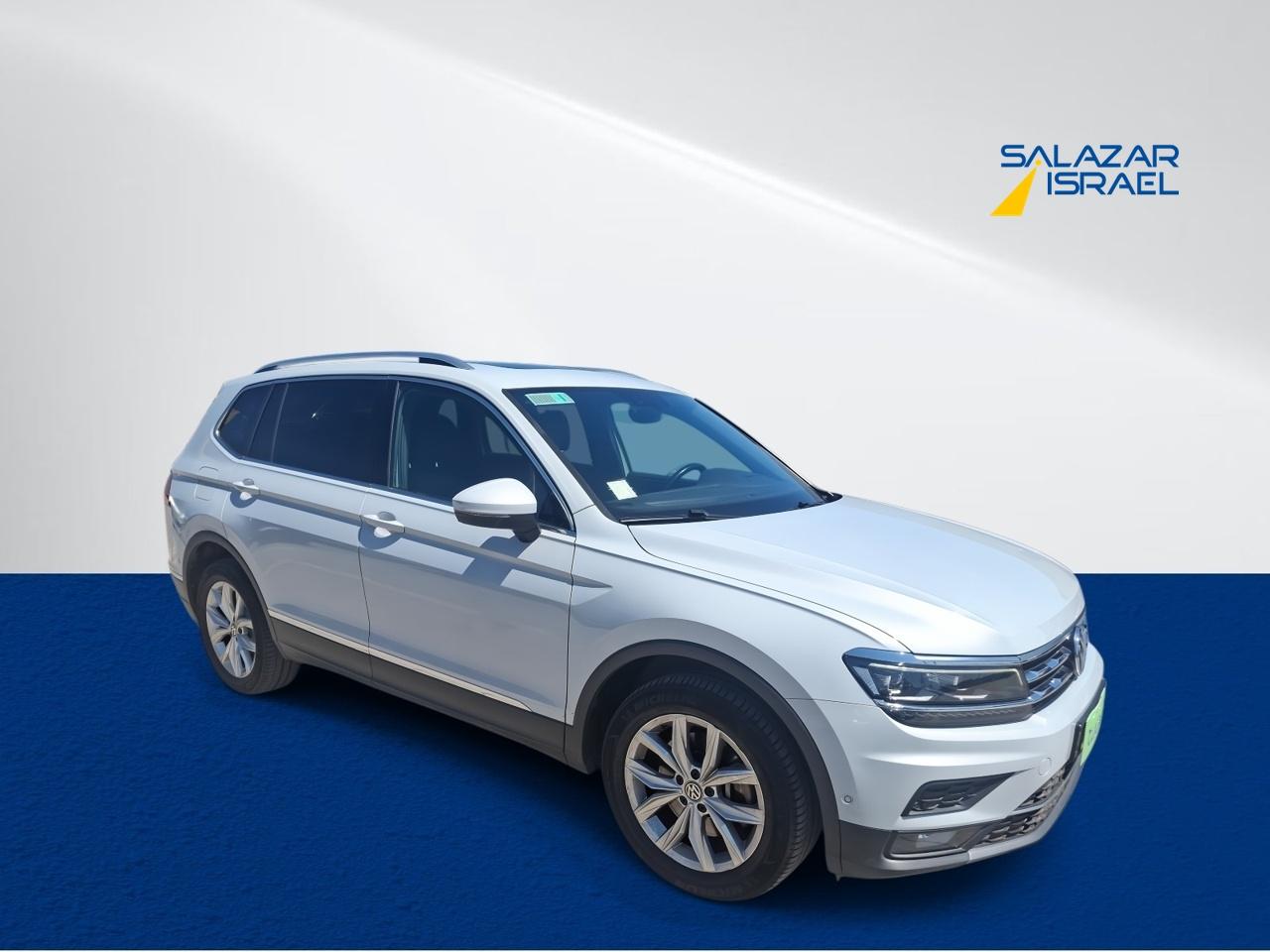 Station Wagon Volkswagen Tiguan