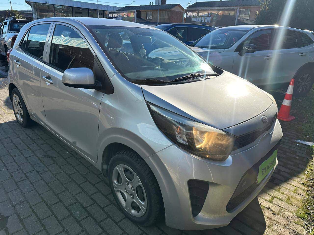 Hatchback Kia Morning