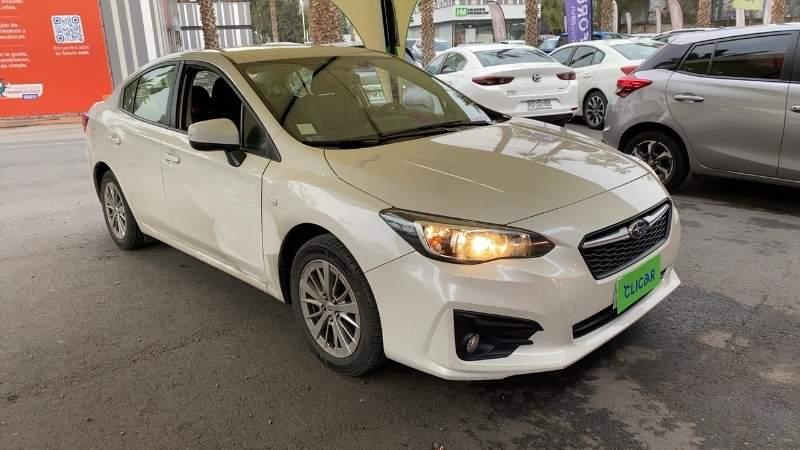 Automovil Subaru Impreza
