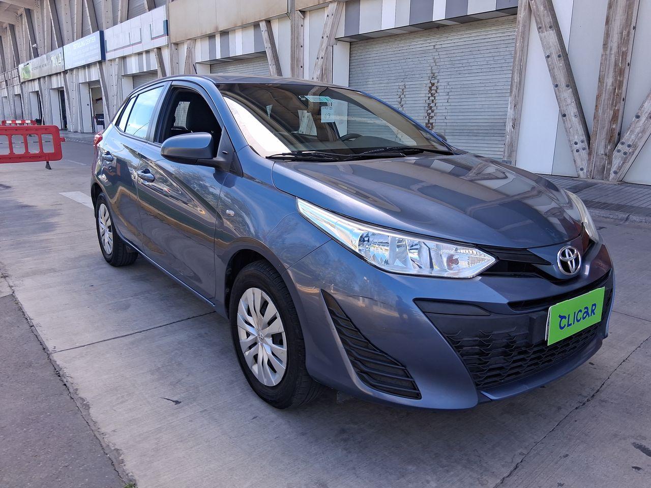 Automovil Toyota Yaris Sedan