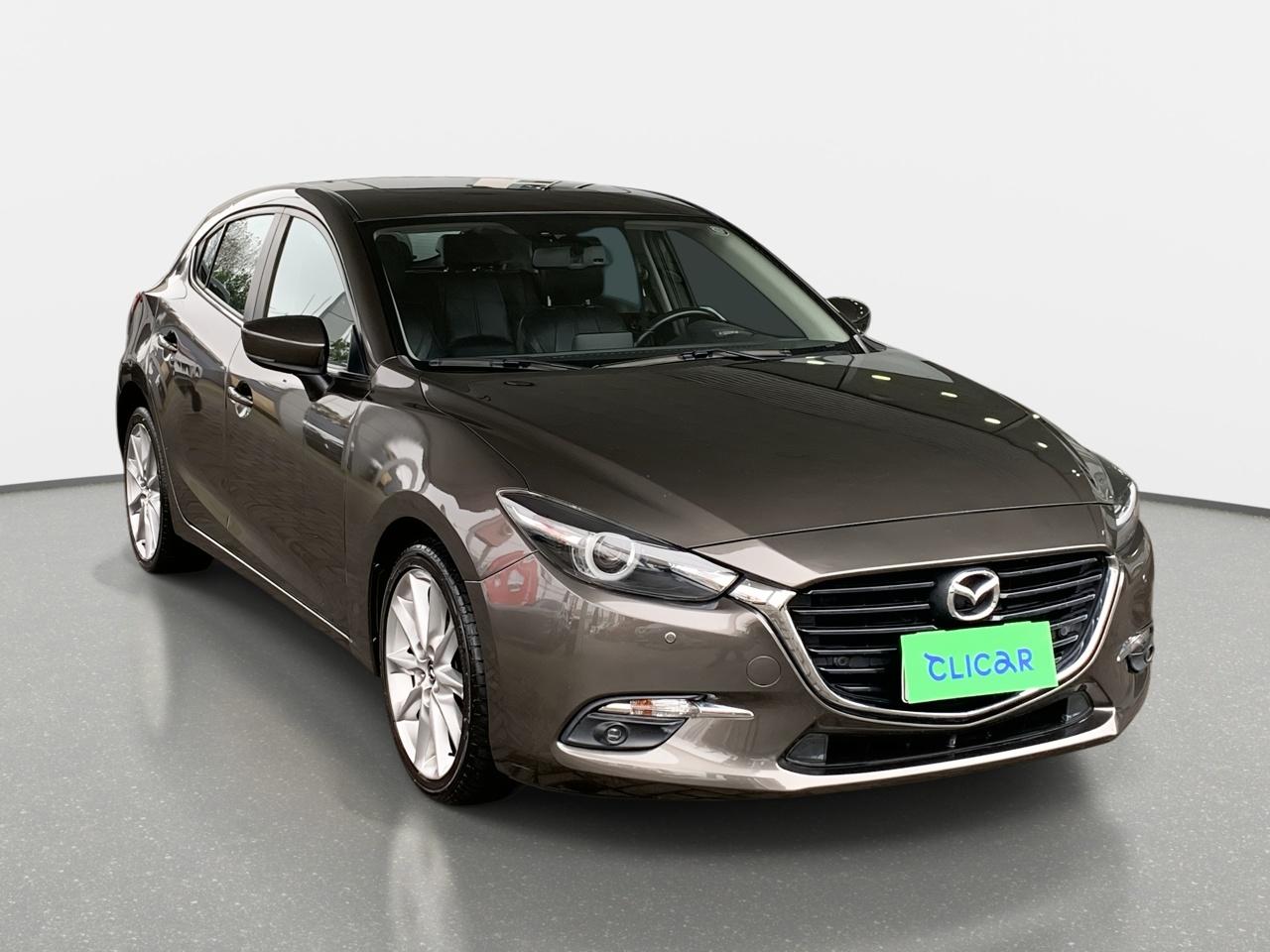 Automovil Mazda 3