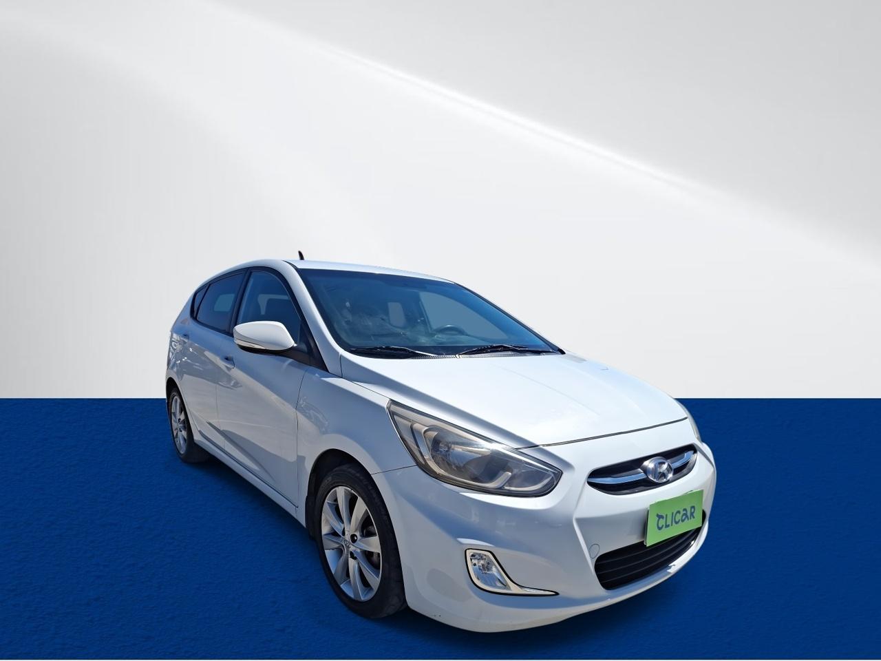 Automovil Hyundai Accent