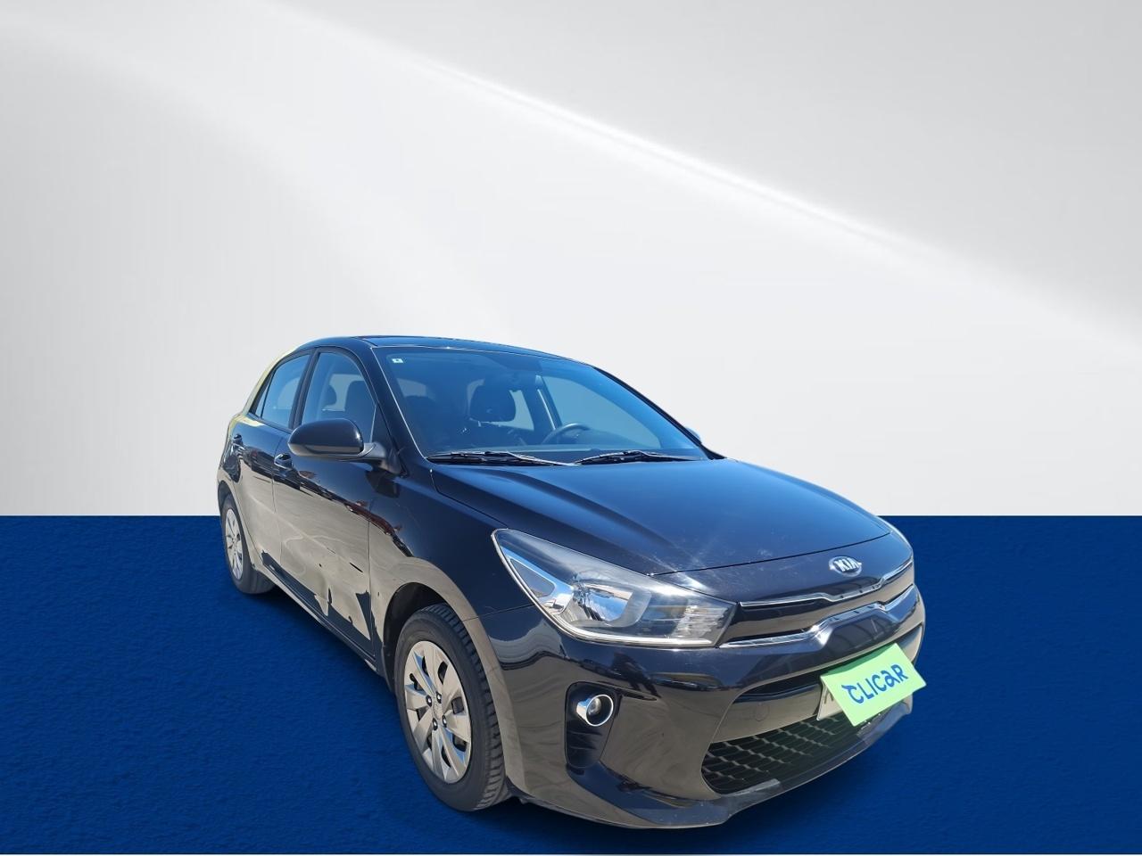 Automovil Kia Rio 5